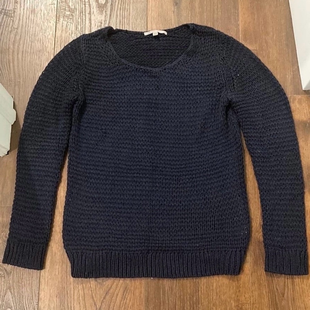 Gap Acrylic knit sweater size small